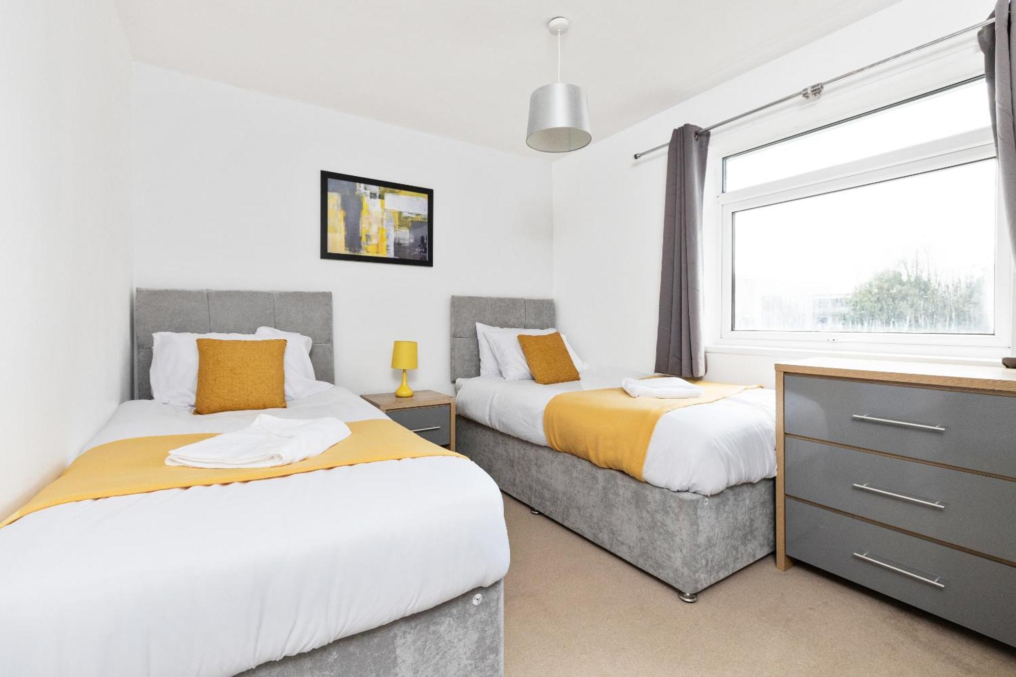 Opp B'Ham - Freshly Refurbished Walls And Carpets! Big Savings Booking 7 Days Or More! Leilighet Marston Green Eksteriør bilde